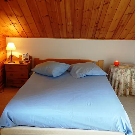 Chalet 09 *